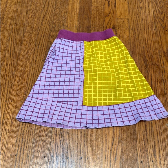 Gorgeous Purple & Yellow Grid Print Knit Skater Skirt – Girls 110/5 – European - Picture 5 of 5